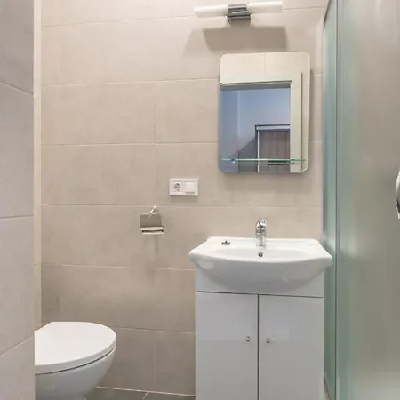 Centra Expresis Appartement *